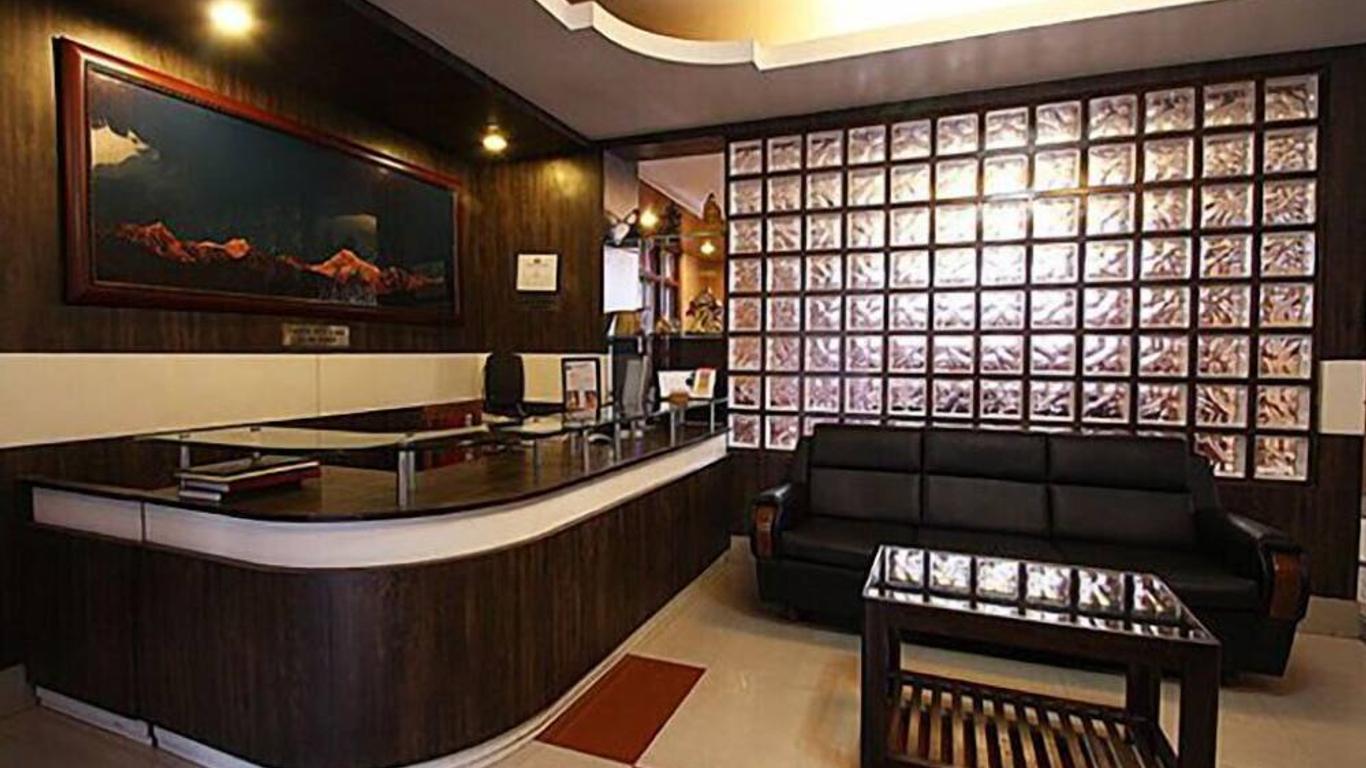 Fabhotel The Junction