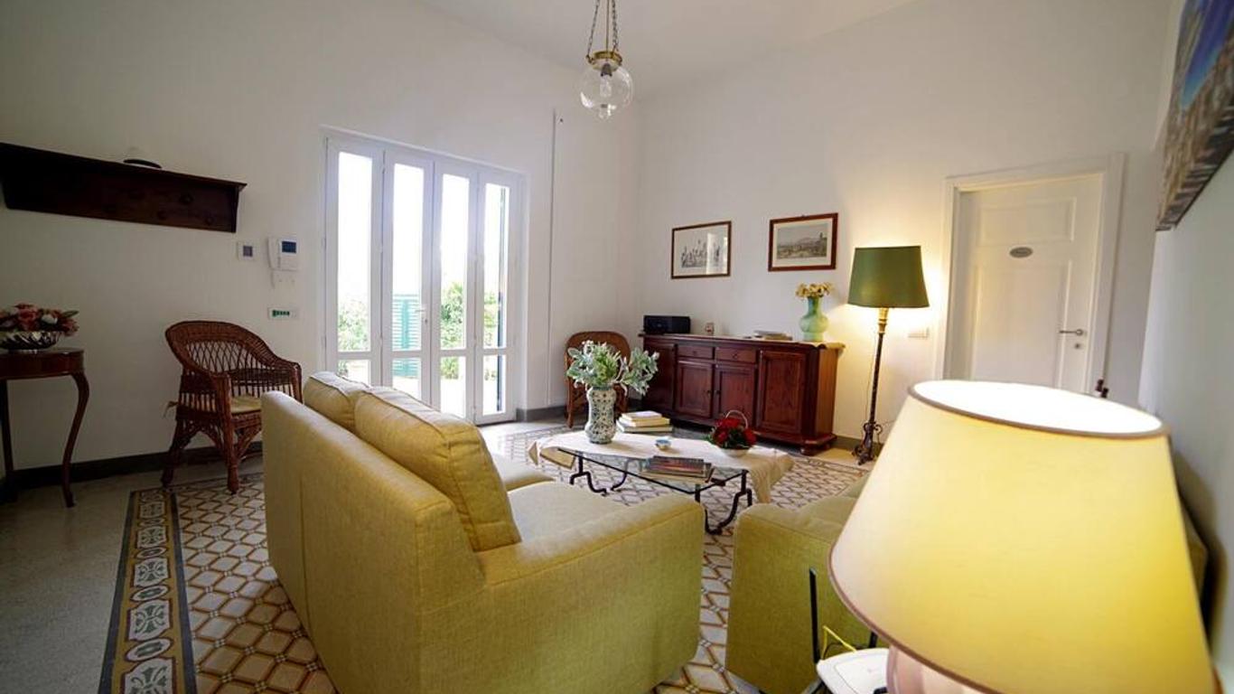 Villa Flores a Mondello by Wonderful Italy