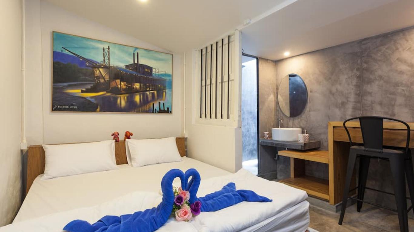 Feel Good Hostel