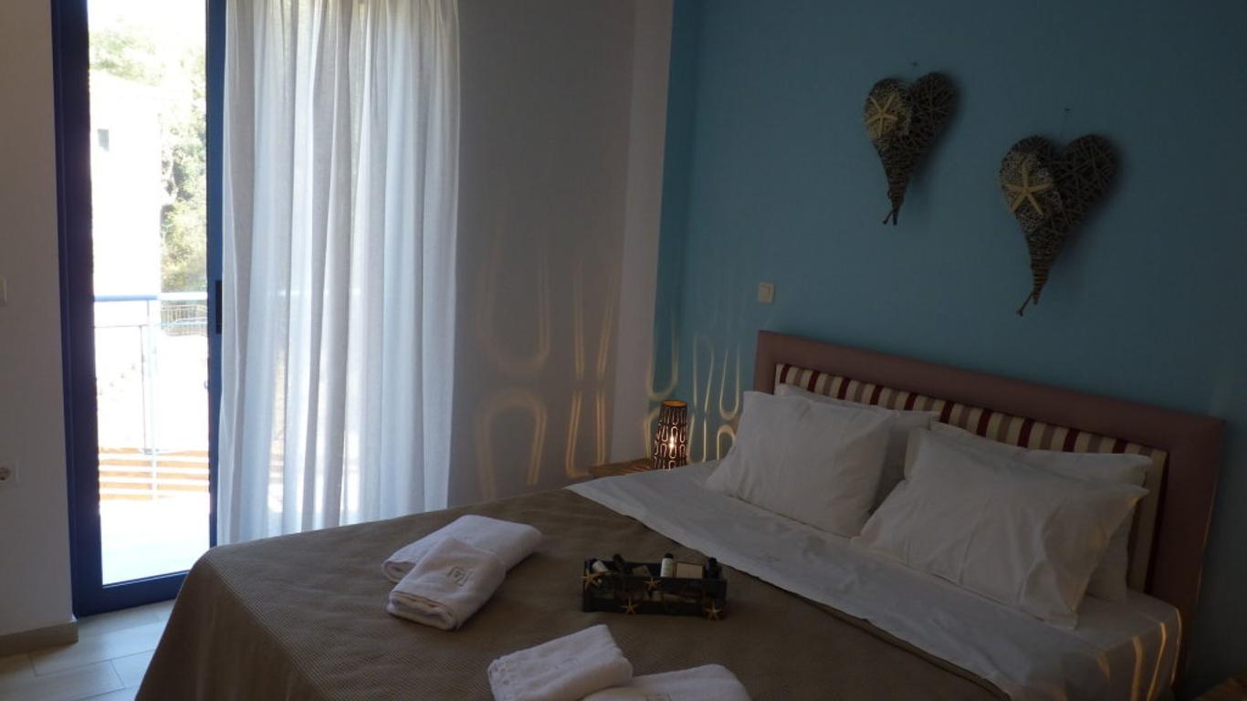 Ilianthos Apartments & Studios