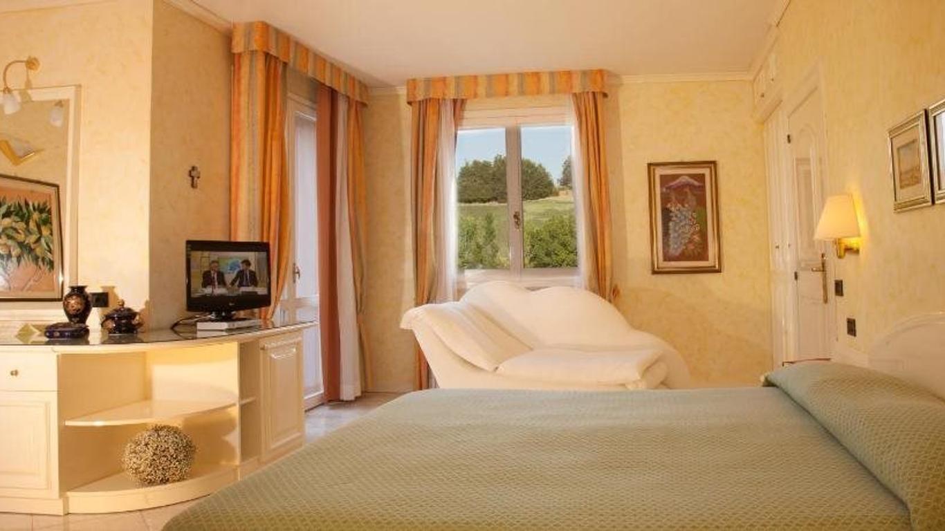 Hotel Villa Leri