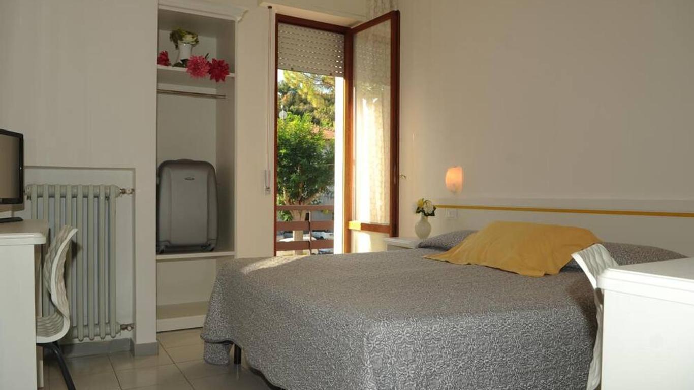 Albergo Ester DI Fossi Laura