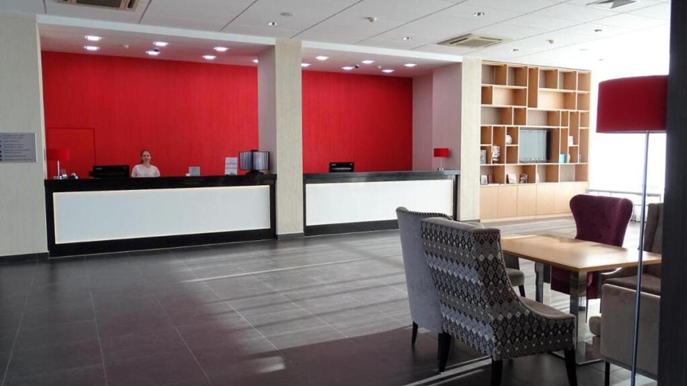 Ramada Hotel & Suites by Wyndham Alabuga