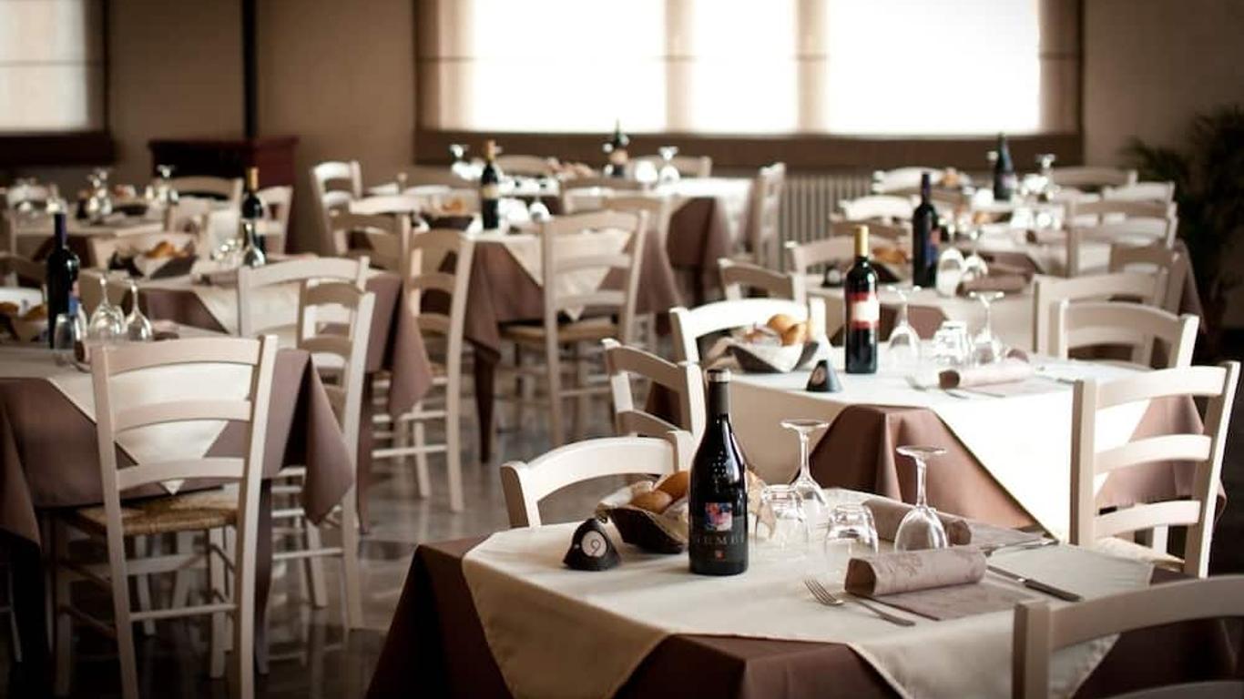 Al Borgo - Trattoria con Alloggio