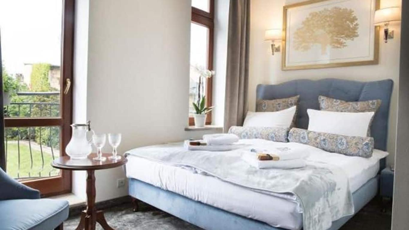 Villa Mistral