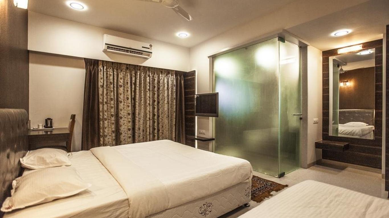 Hotel Sai Moreshwar