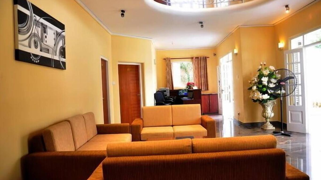 Grand 7 Hotel Thalawathugoda