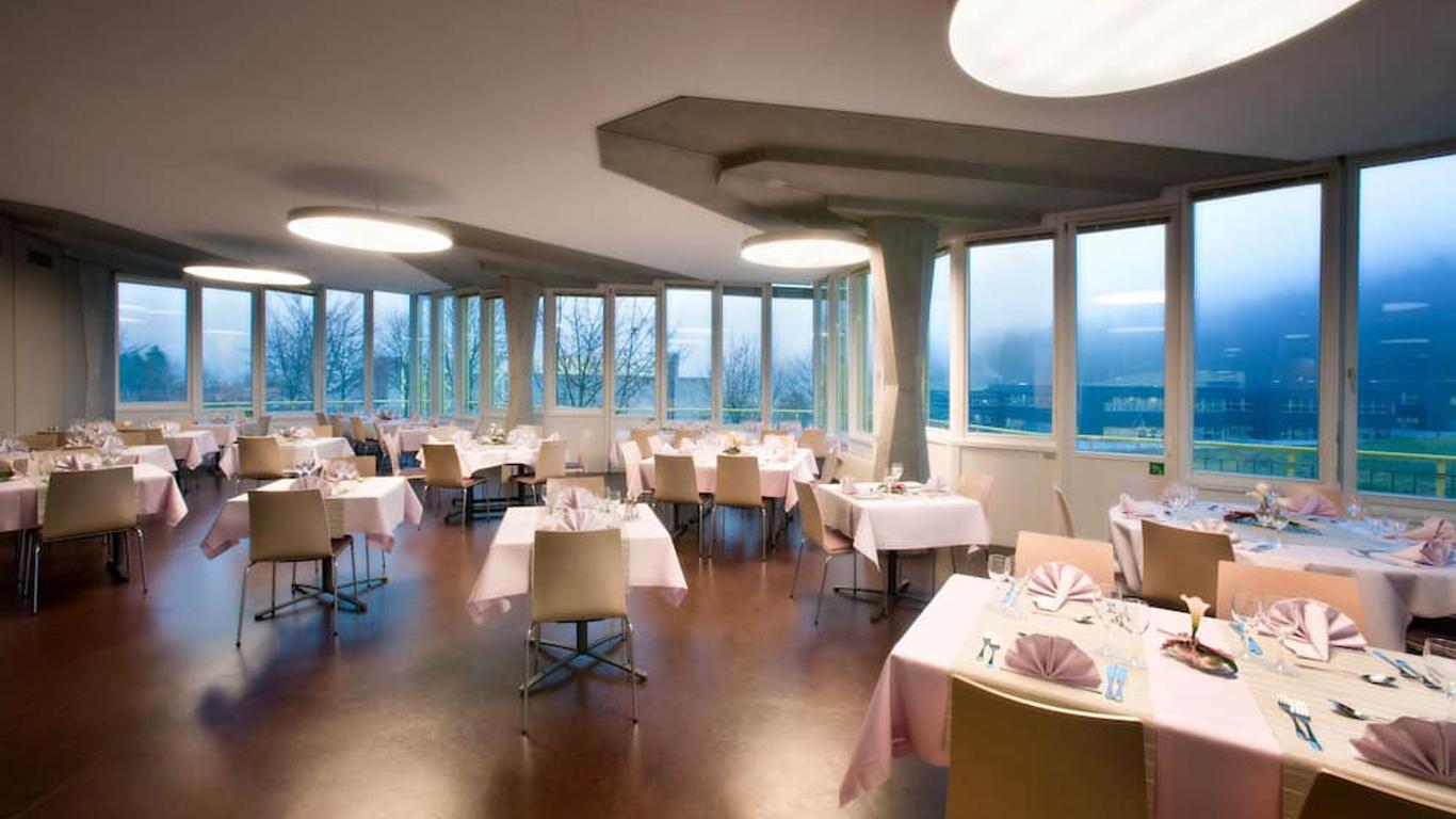 Cip Tramelan Hotel Seminar