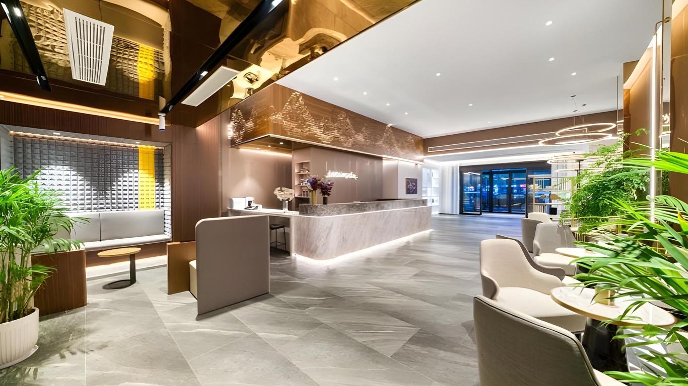 Home Inn Plus Hangzhou Tonglu Fuchun River