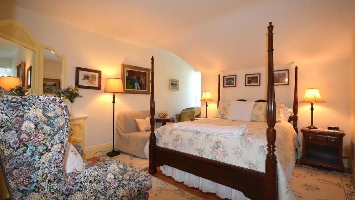 1842 Bed & Breakfast