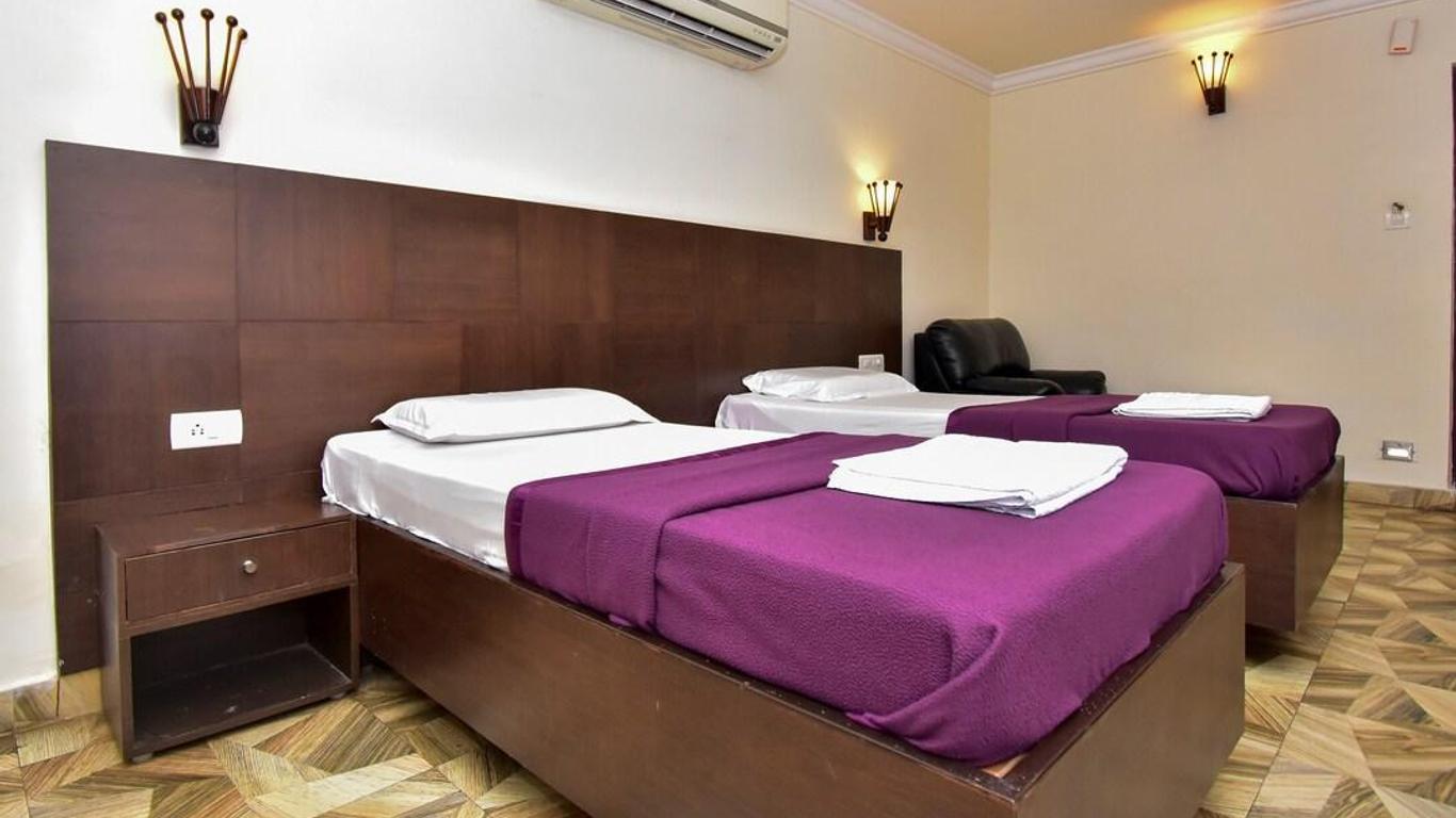 Hotel Aditya Palace