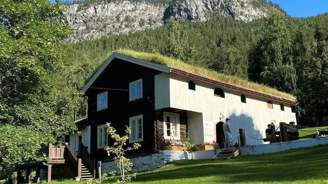 Sjoa Guesthouse & Hostel
