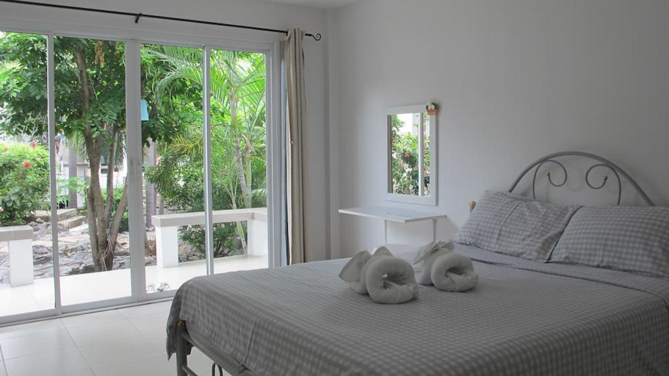 Koh Sichang Resort