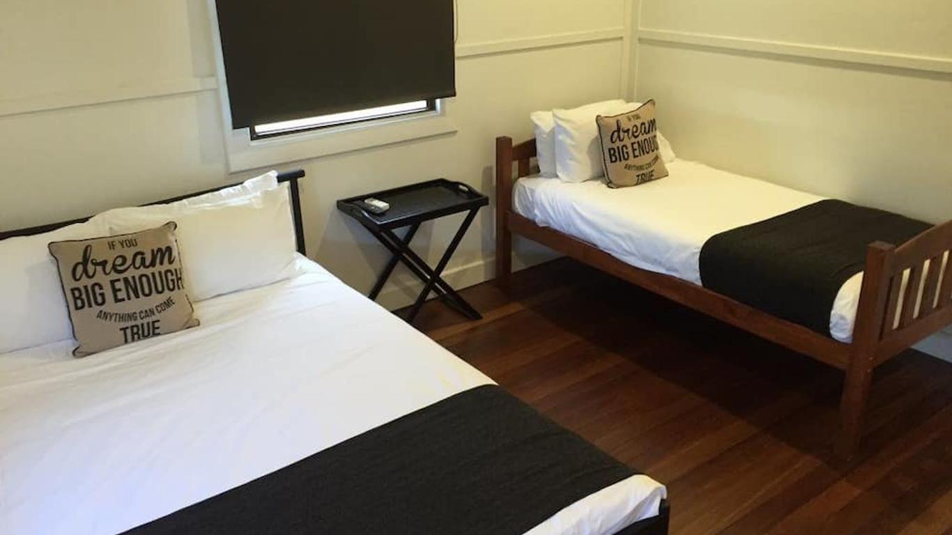 Gin Gin Budget Accommodation