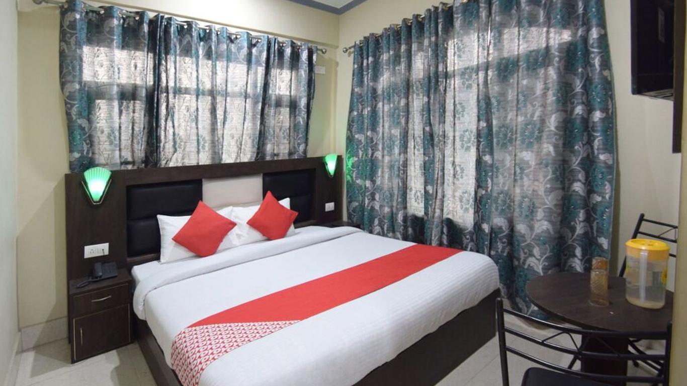 OYO 12202 Hotel Samar