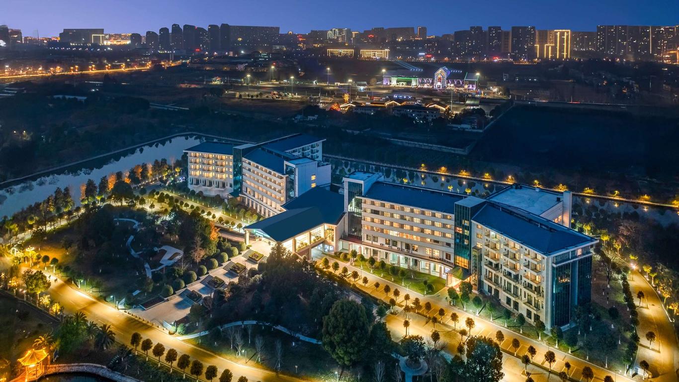 Qixi International Hotel