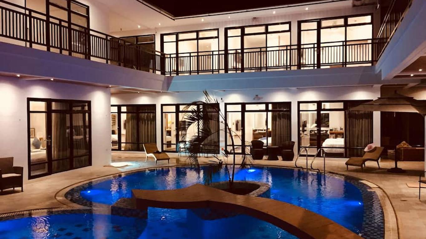 White Breeze Palawan Boutique Hotel