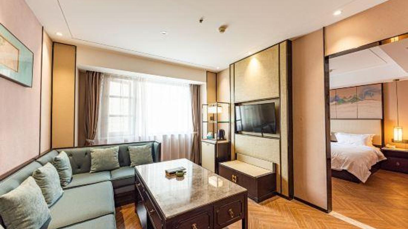 Wuhan Ruian Dynasty Hotel