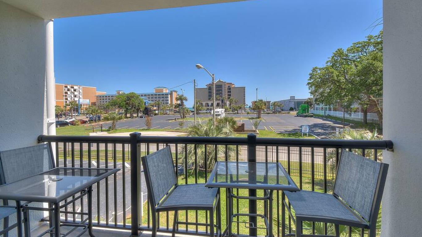 Holiday Towers by Elliott Beach Rentals