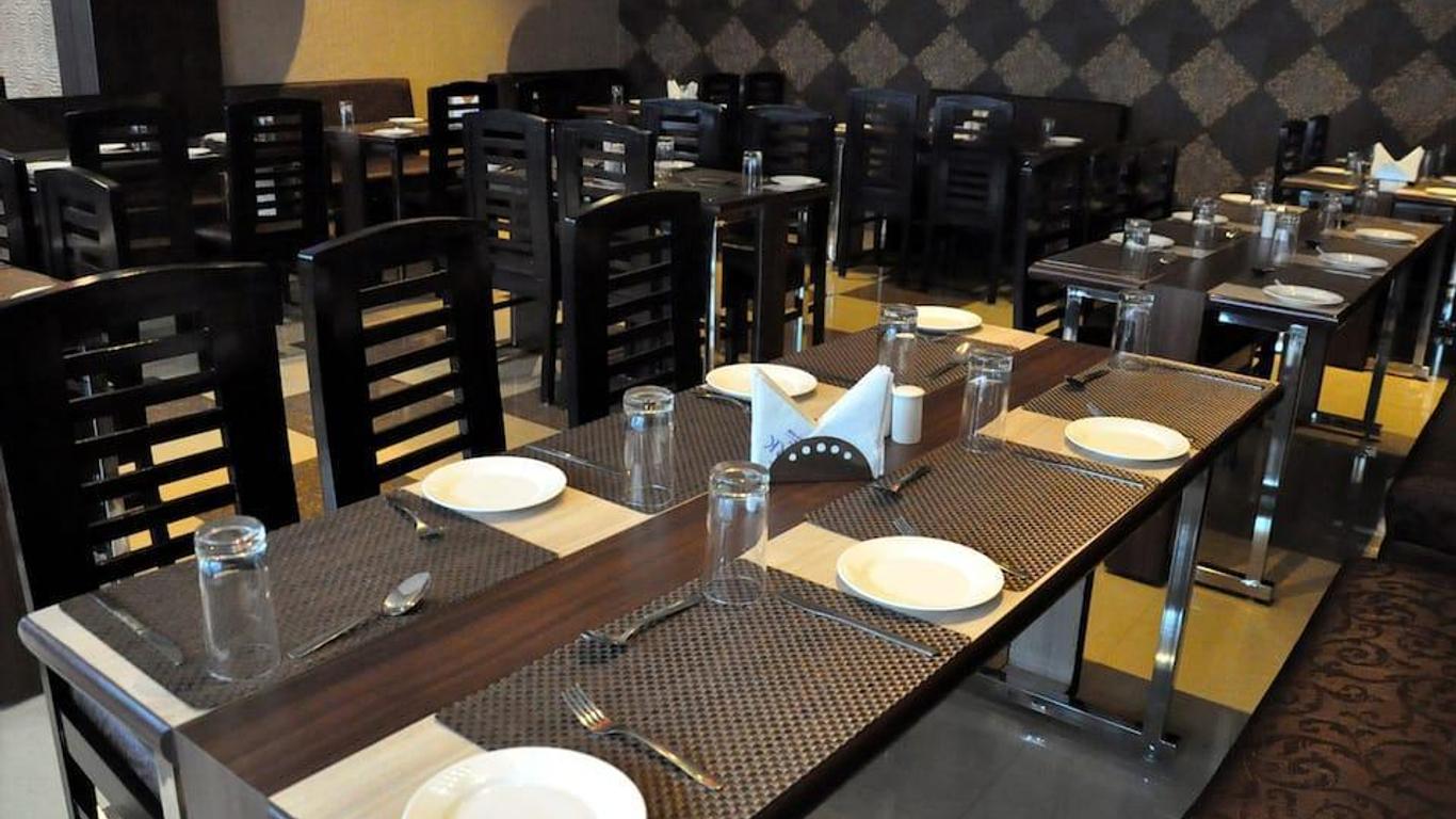 York Inn Lucknow