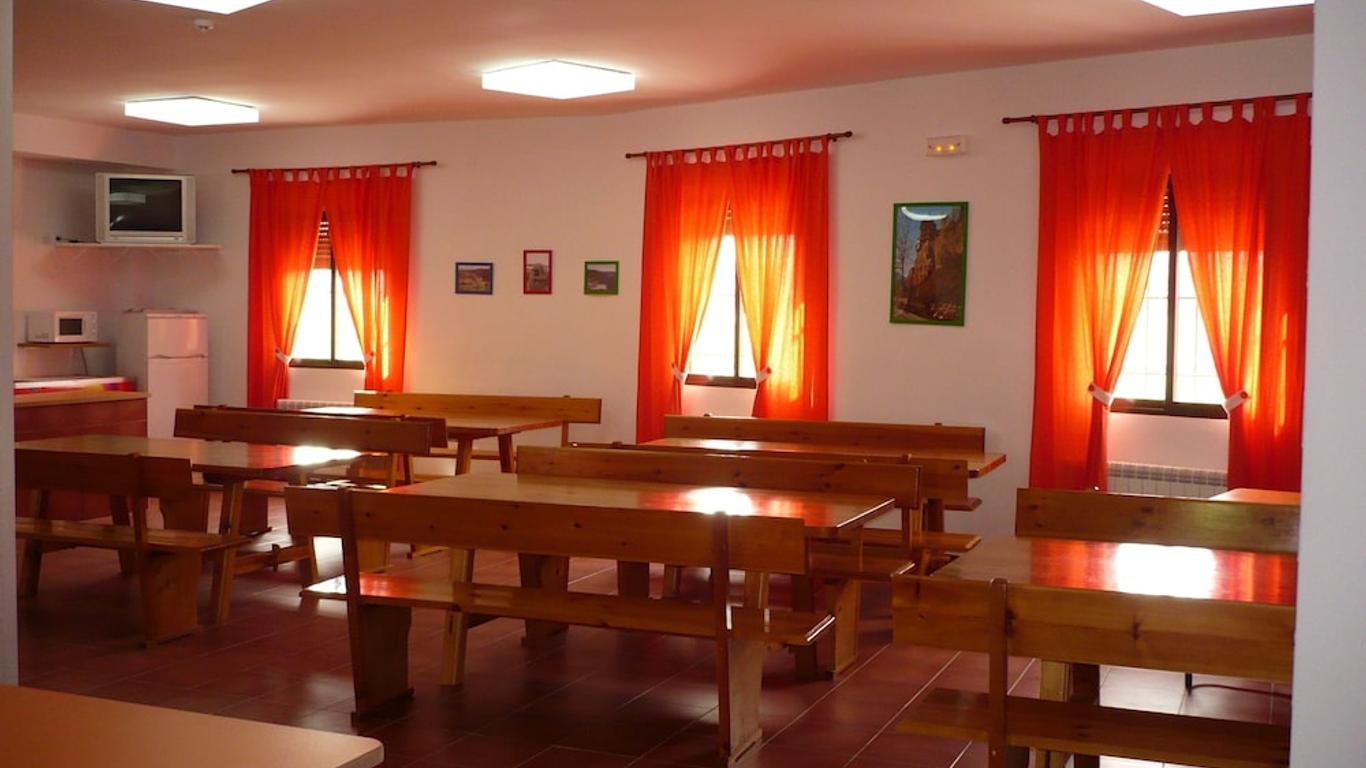 Albergue Serranilla - Hostel