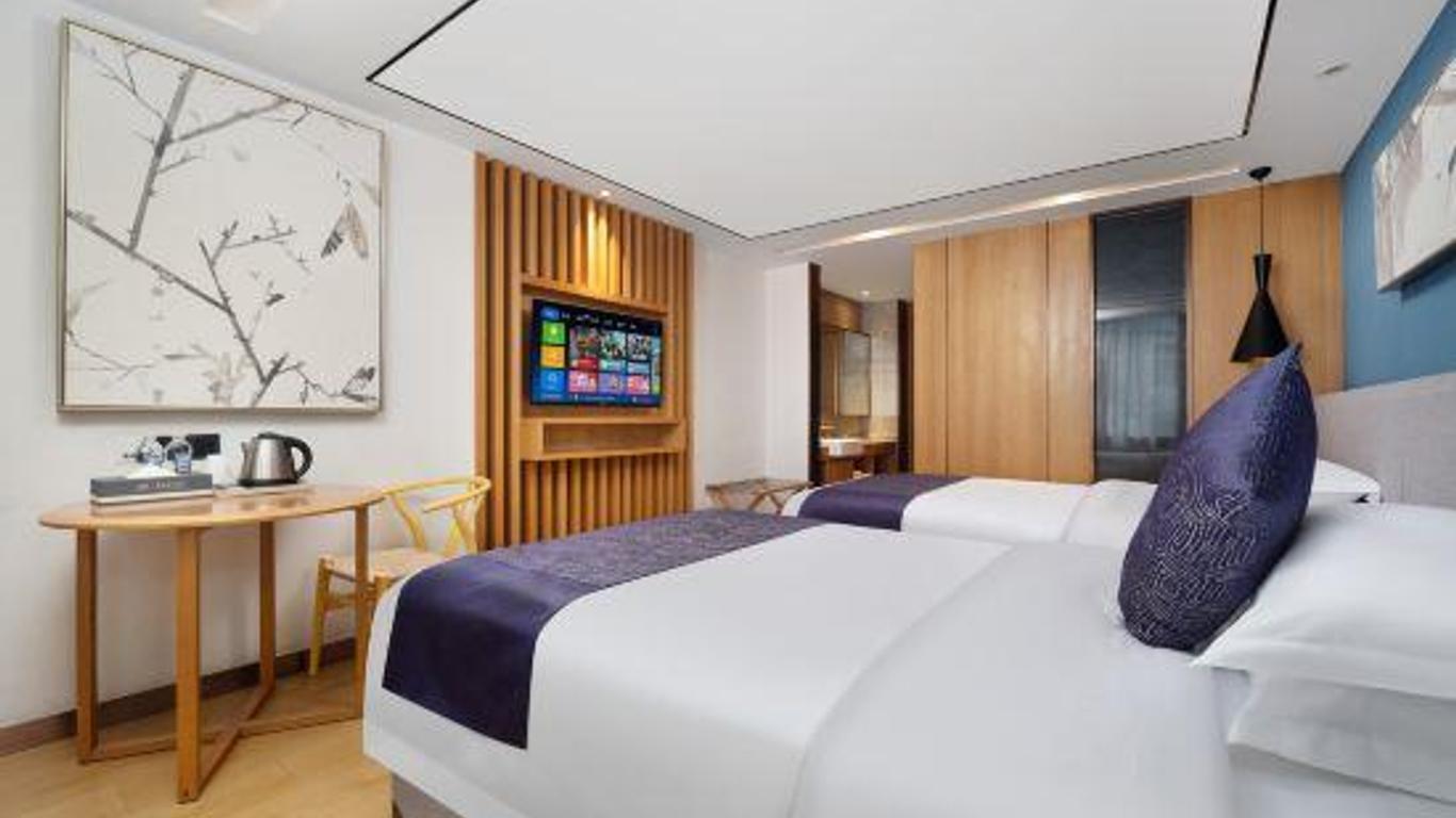 Raspberry Boutique Hotel