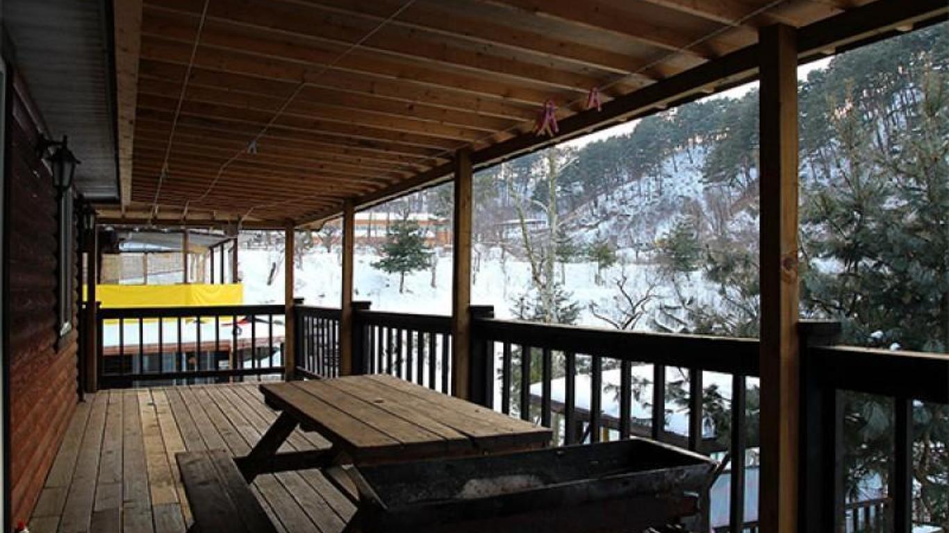 Hoengseong Cheongtaesan Healing Pension