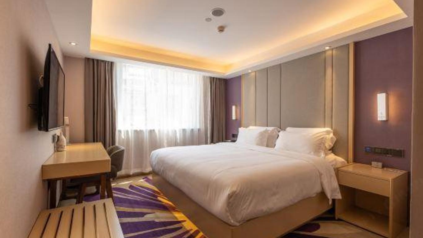 Zhonglai Hotel