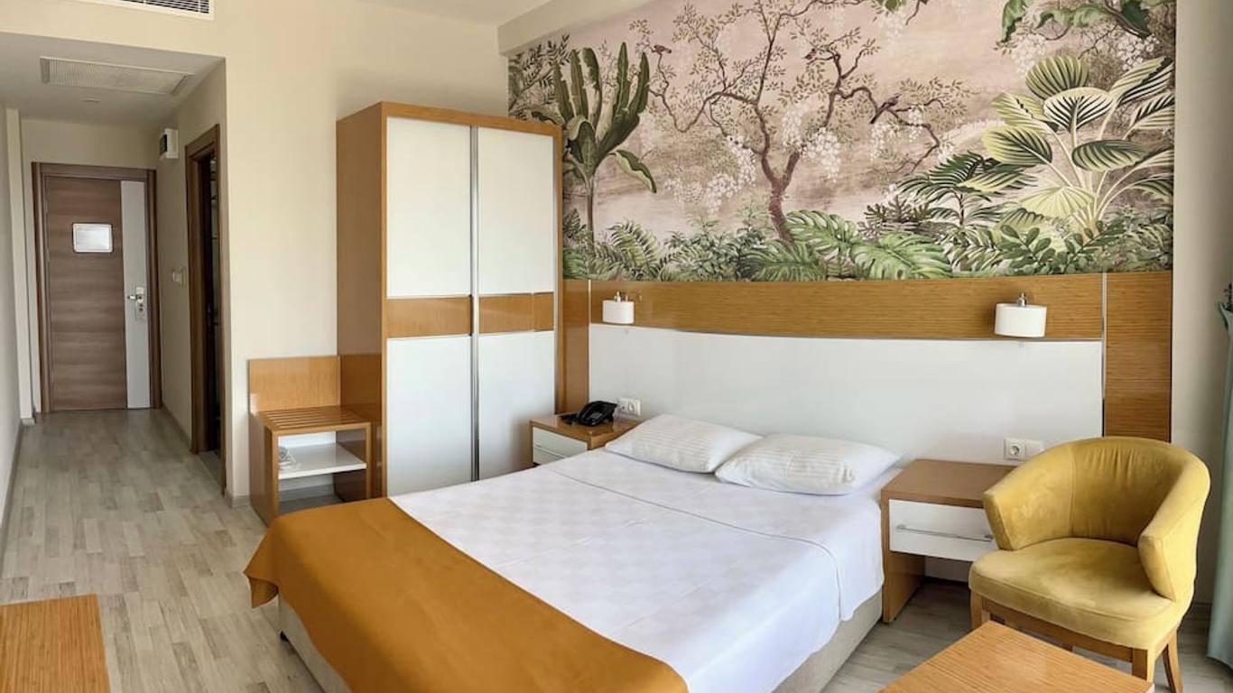 Hotel Santana