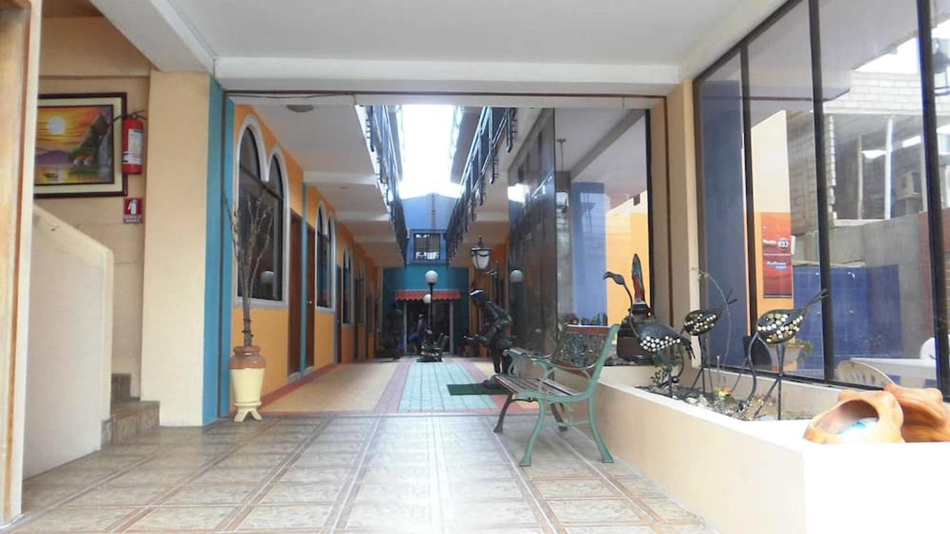 Hotel Francisco III
