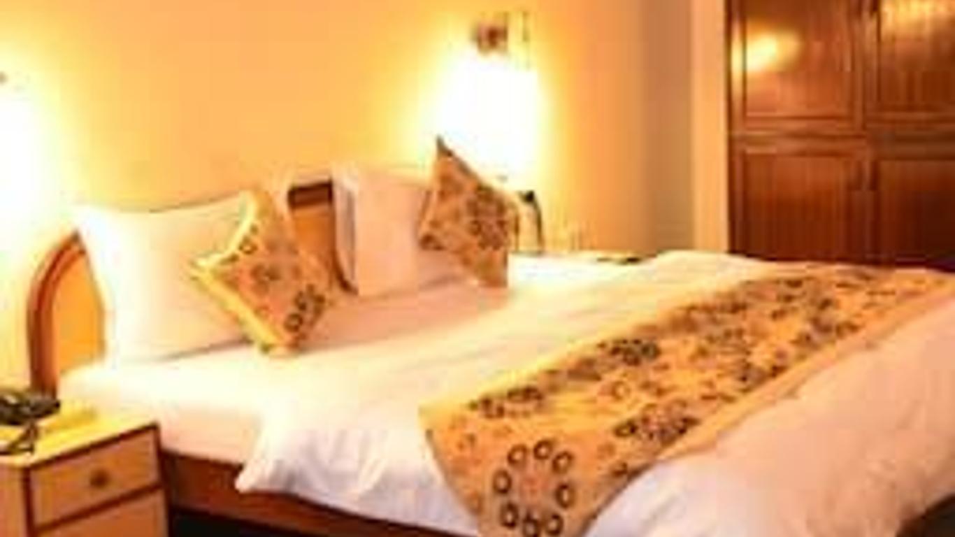 Hotel Trg