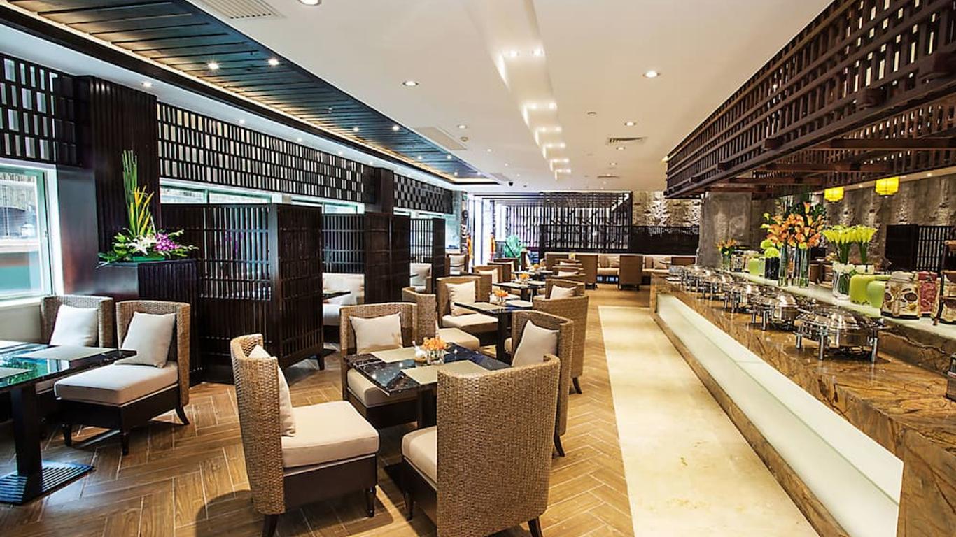 Relaxed Season Hotel Longcheng Branch