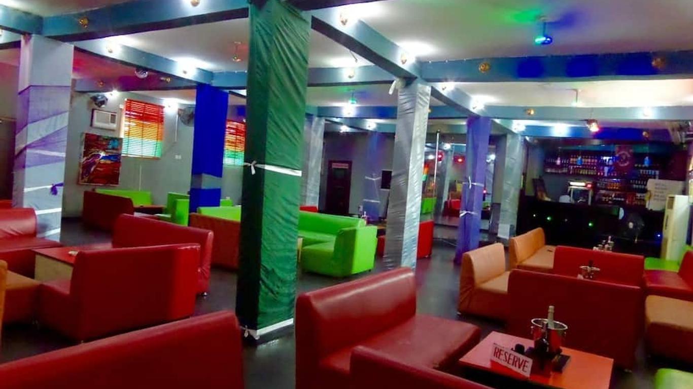 Kdt Hotels And Suites