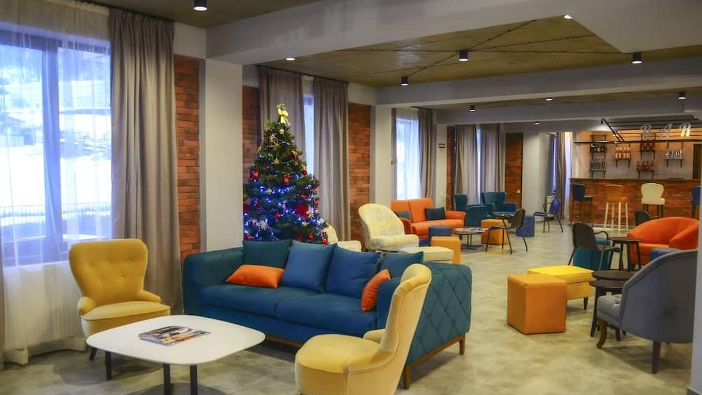 Loft Hotel