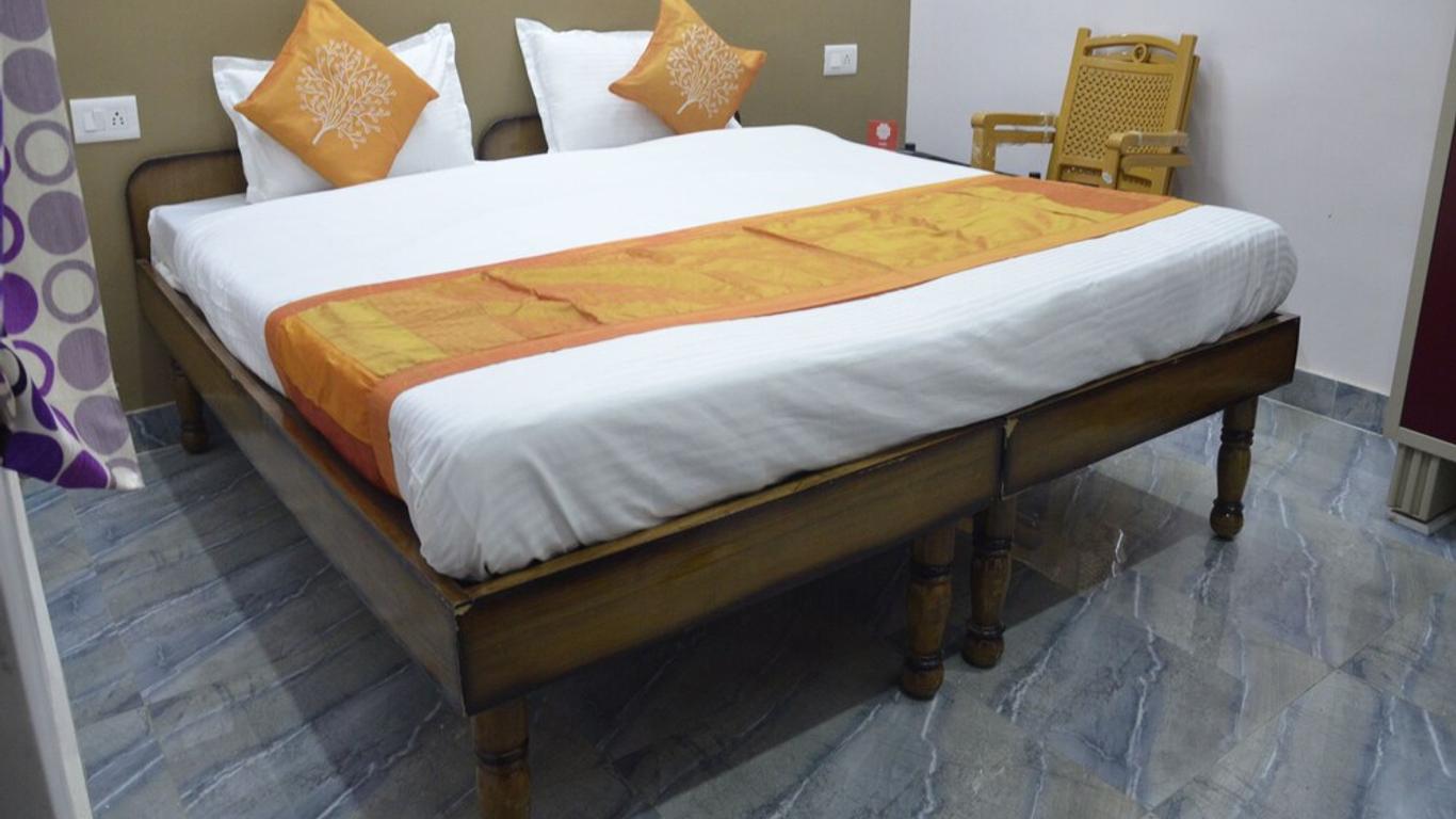 OYO 7622 Varanasi Stays