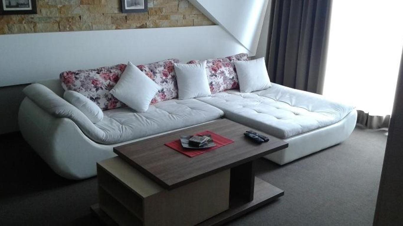Hotel Milmari Resort