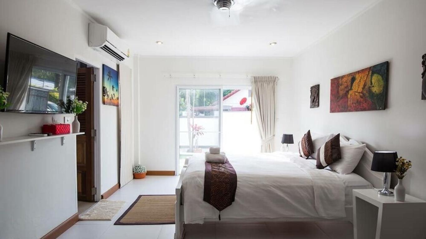 The Waterfront Apartment