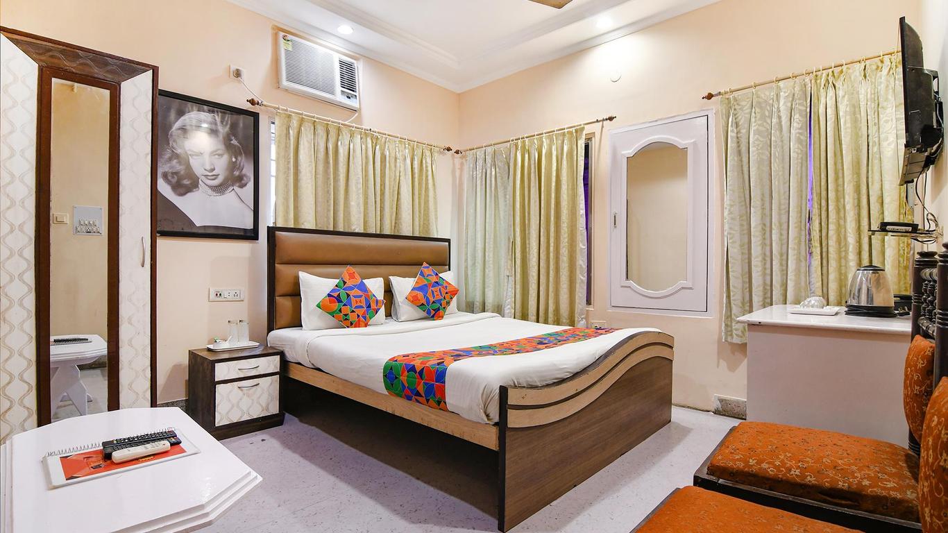 Fabhotel Aayash - Nr City Center Metro Station