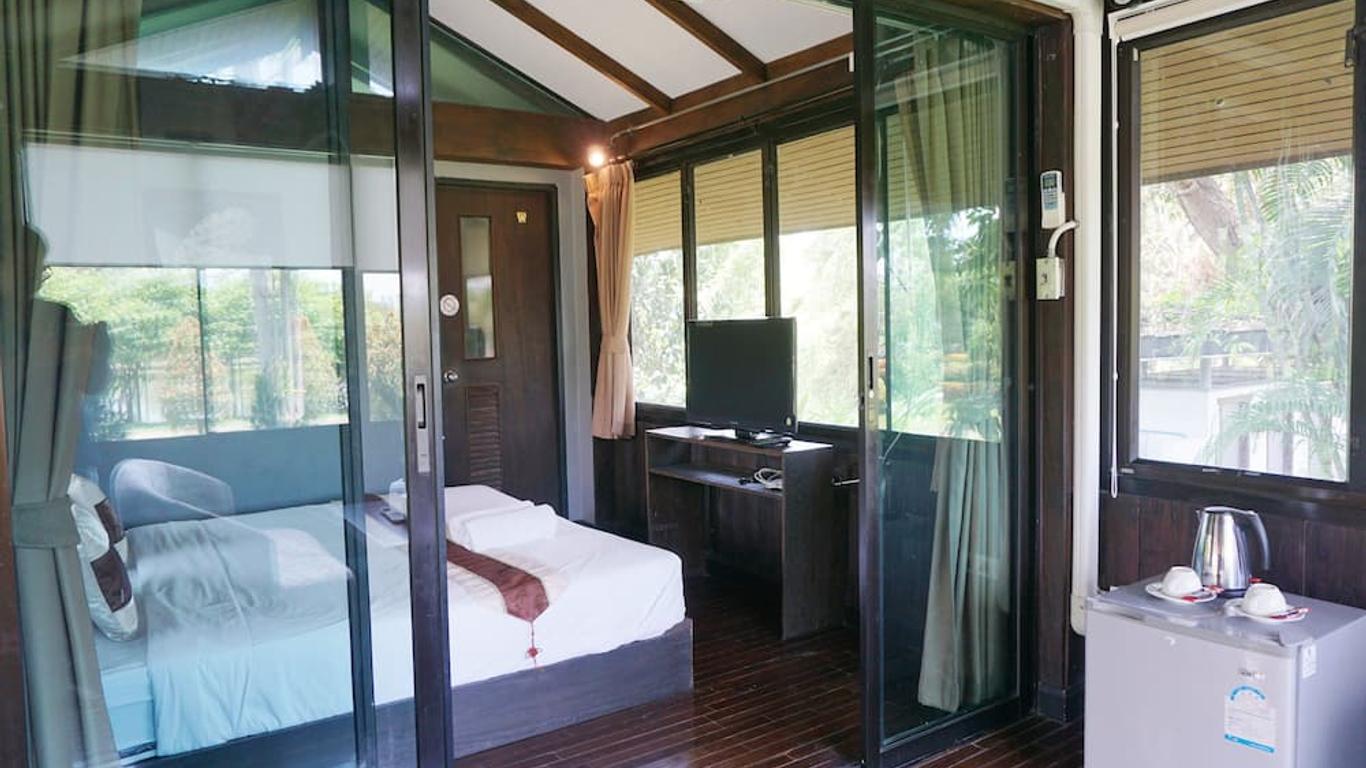 The Lampang Villa