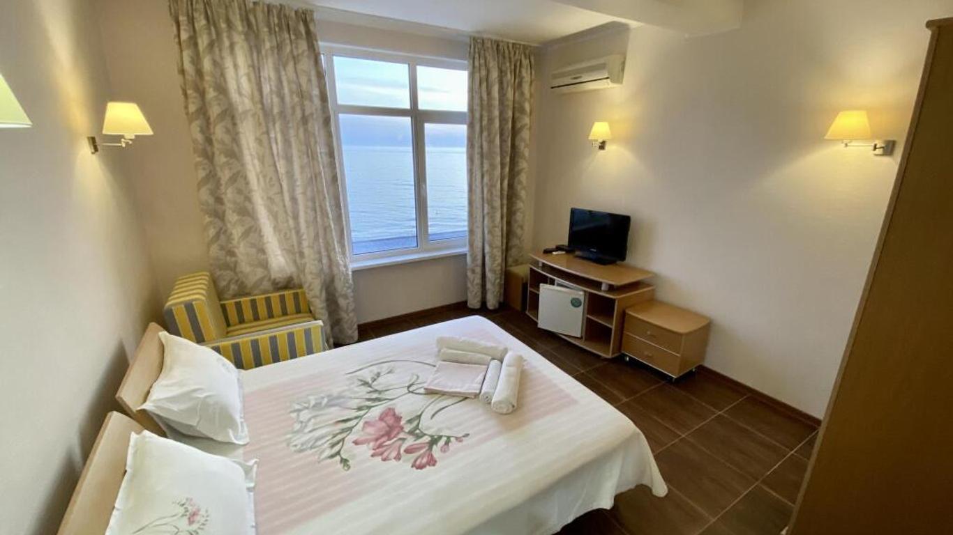 Pioner Hotel