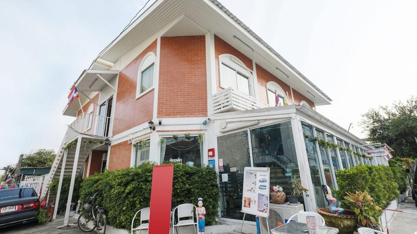 Nittaya Residence