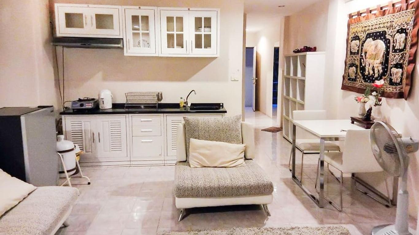 Kata Yoga Apartment