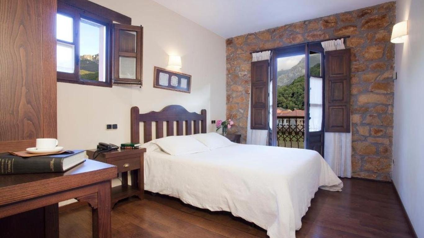 Hotel Rural El Fundil
