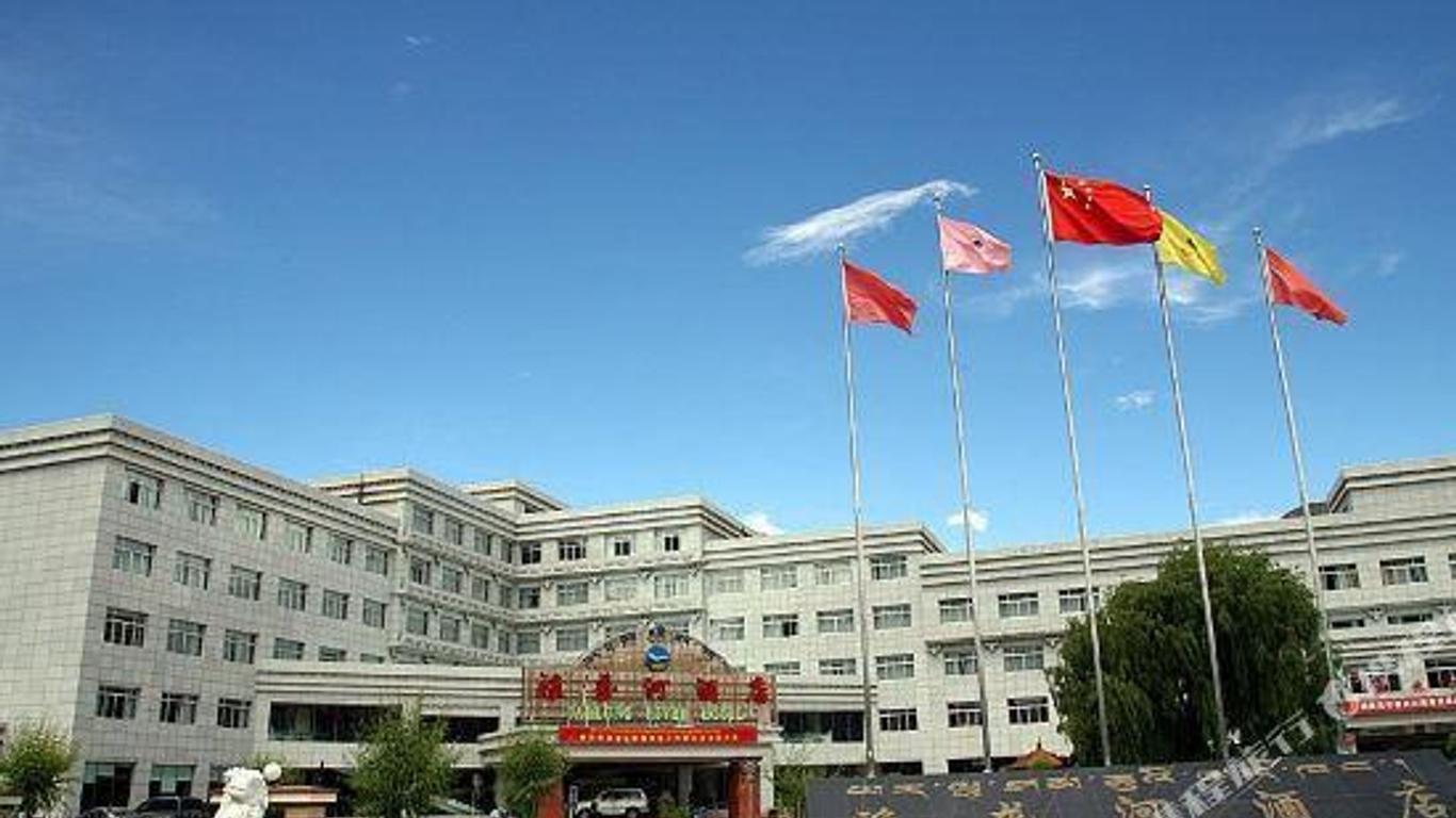 Yalong River Hotel