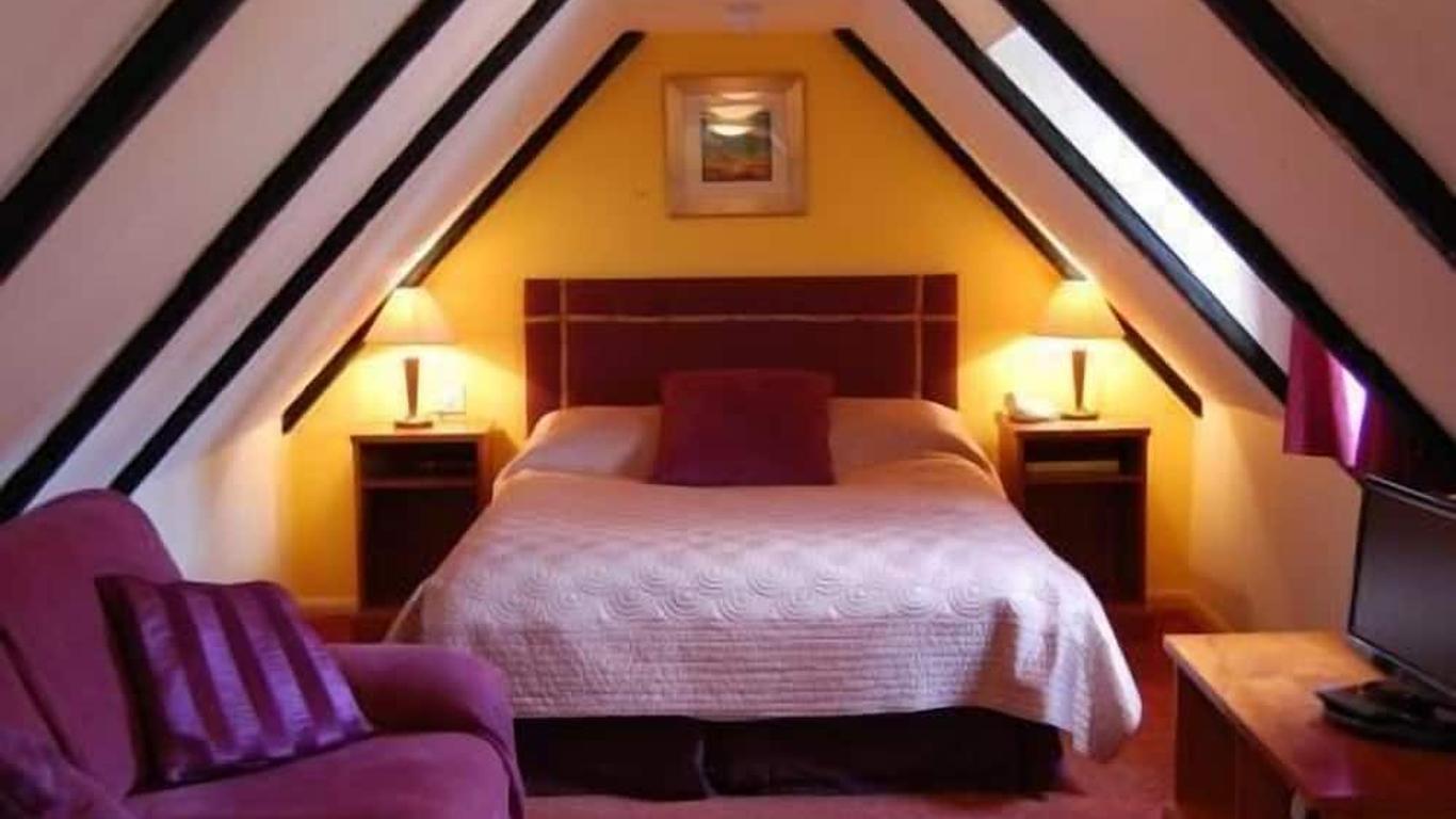 Saffron Hotel - Inn