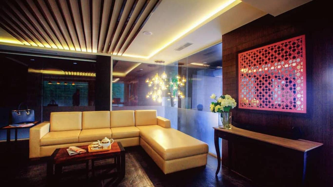 Minla Hotel