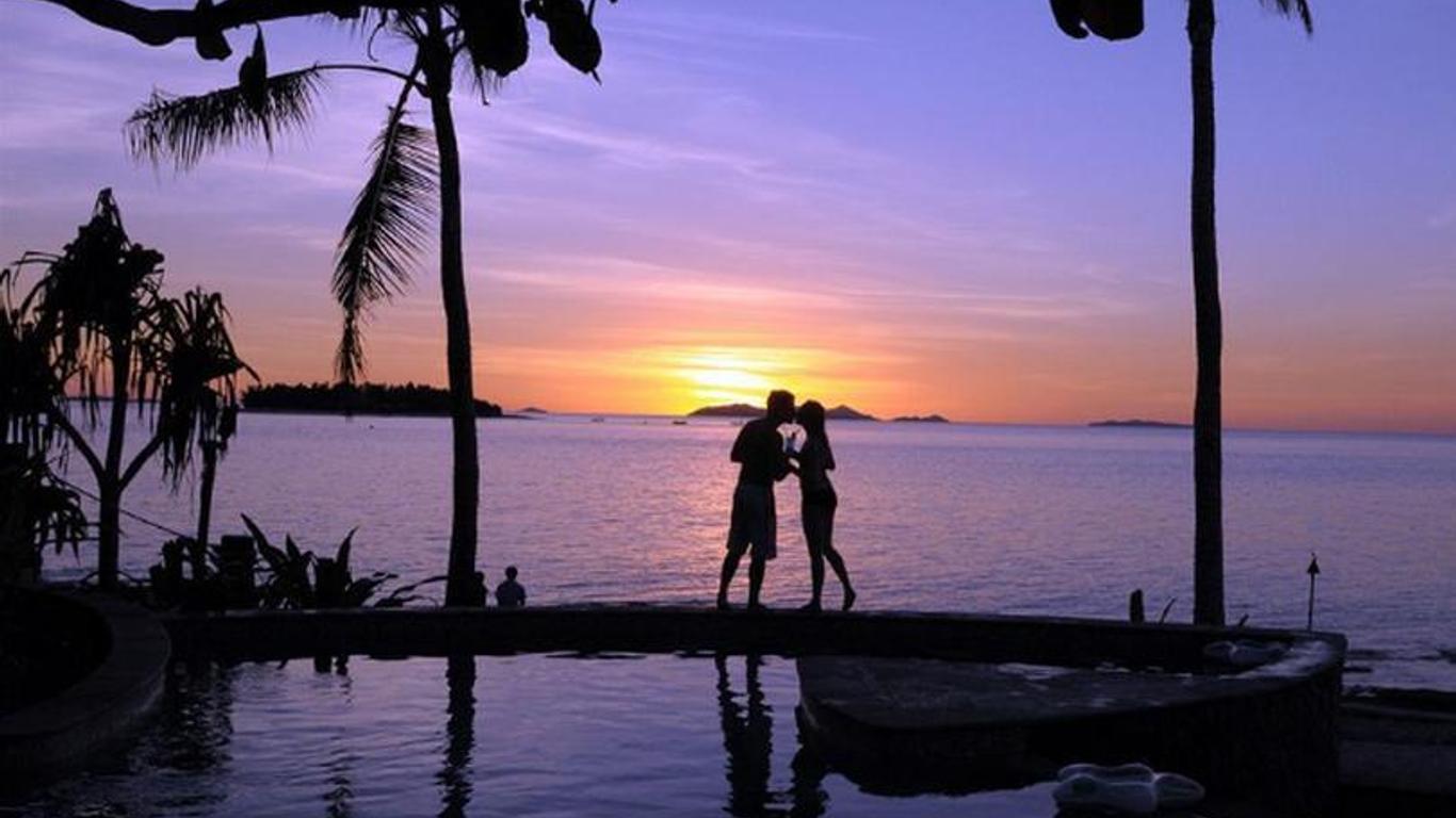 Nakelo Treasure Island Resort & Spa