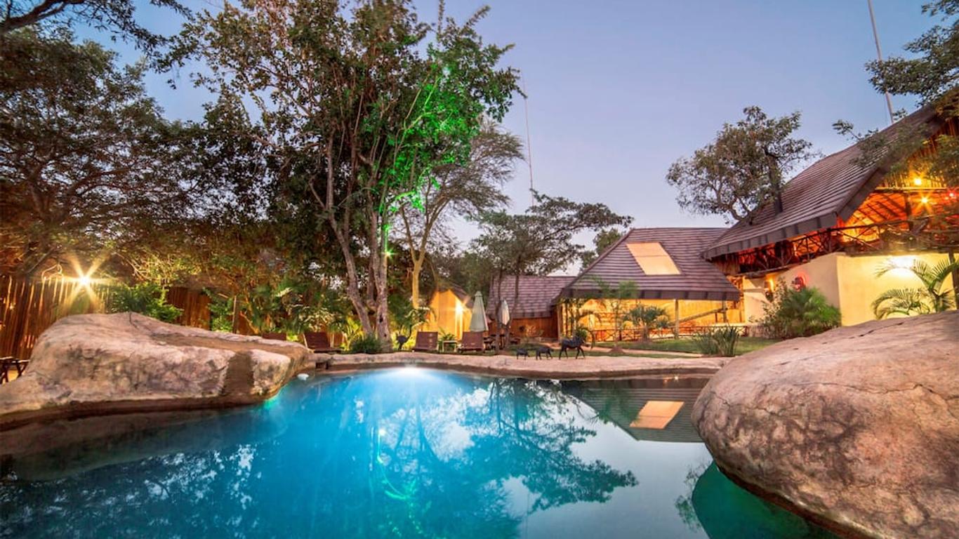 Pezulu Tree House Lodge