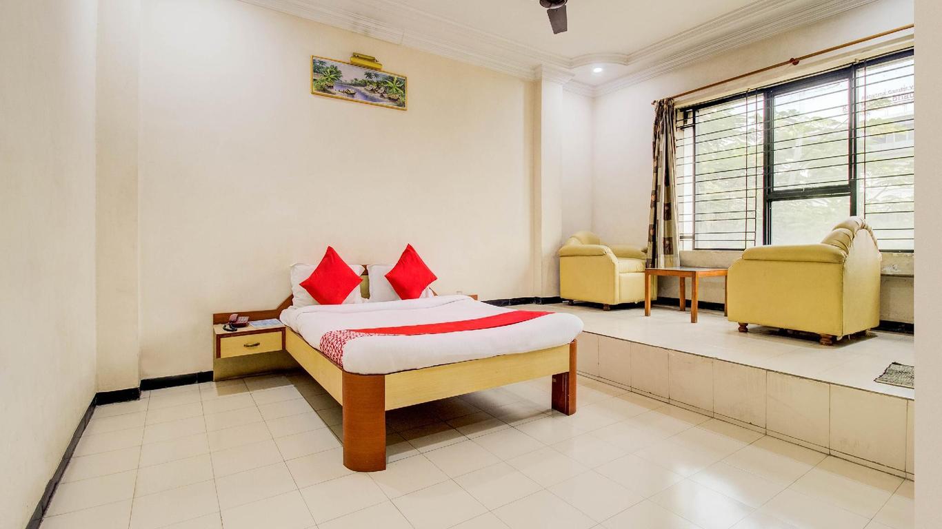 OYO Hotel Sri Jai Palace