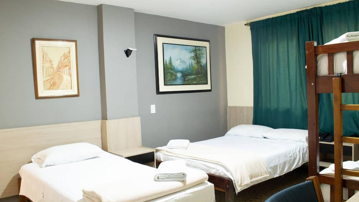 Hotel Caldas Plaza